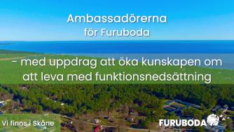 En thumbnail till en Youtube video som lyder "Ambassadörerna för Furuboda - med uppdrag att öka kunskapen om att leva med funktionsnedsättning"